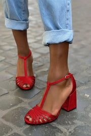 ELEGANT SANDALS WITH T-BAR