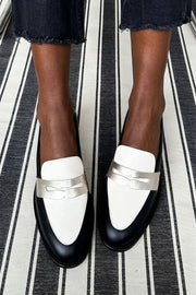 Emerynn™ | Monochrome Loafers