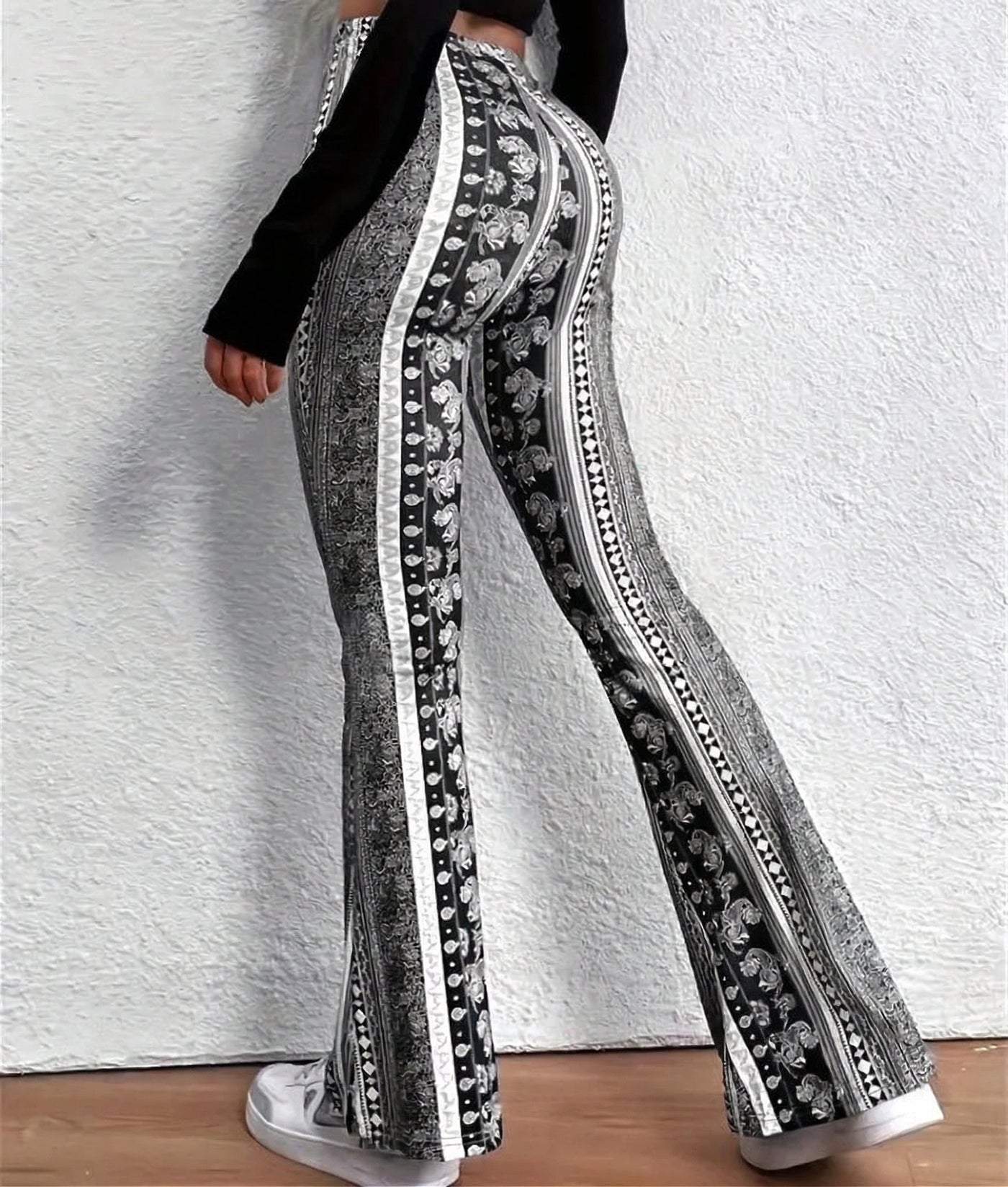 ILLYENNE – FLOWY WOMEN’S TROUSERS FOR SUMMER COMFORT