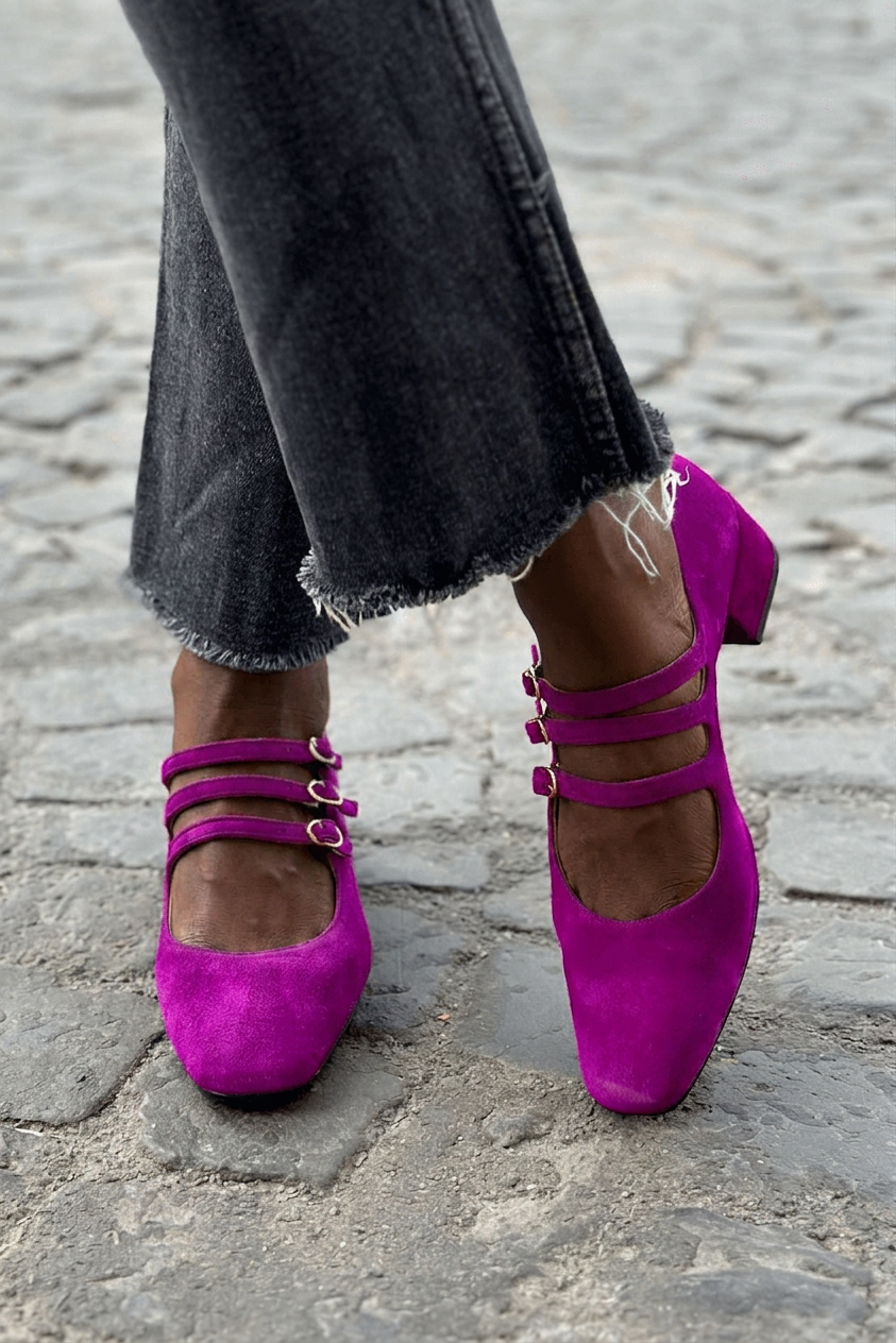 BALLET FLATS WITH STRAPS