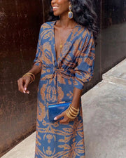 Dineke - Elegant dress with long sleeves and floral print