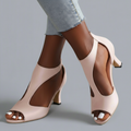 HEEL SANDAL WITH CURVED CUT