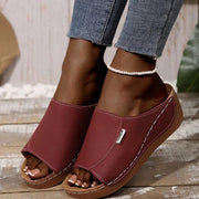 Ella | Slip-On Sandals