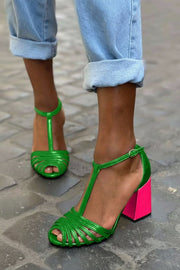 ELEGANT SANDALS WITH T-BAR