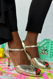 ELEGANT SANDAL WITH METAL STRAP