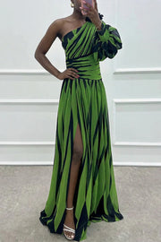 Shiloh - Elegant Striped Maxi Dress with One Shoulder