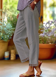 Wrenna – Relaxed Contrast Trim Cropped Pants