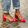 SHOE WITH T-BAR AND STABLE HEEL